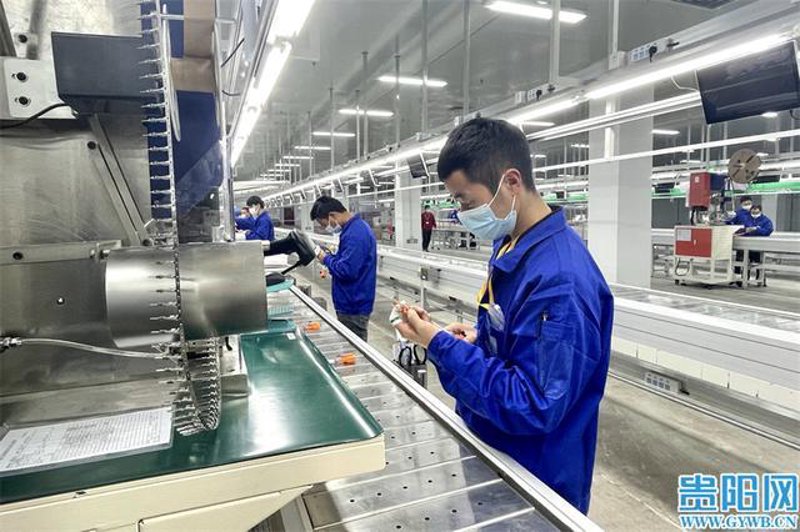 高低压配电柜的现代化管理与未来趋势